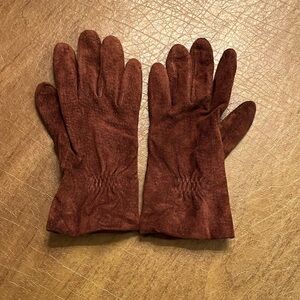 Ladies Brown Suede Gloves
